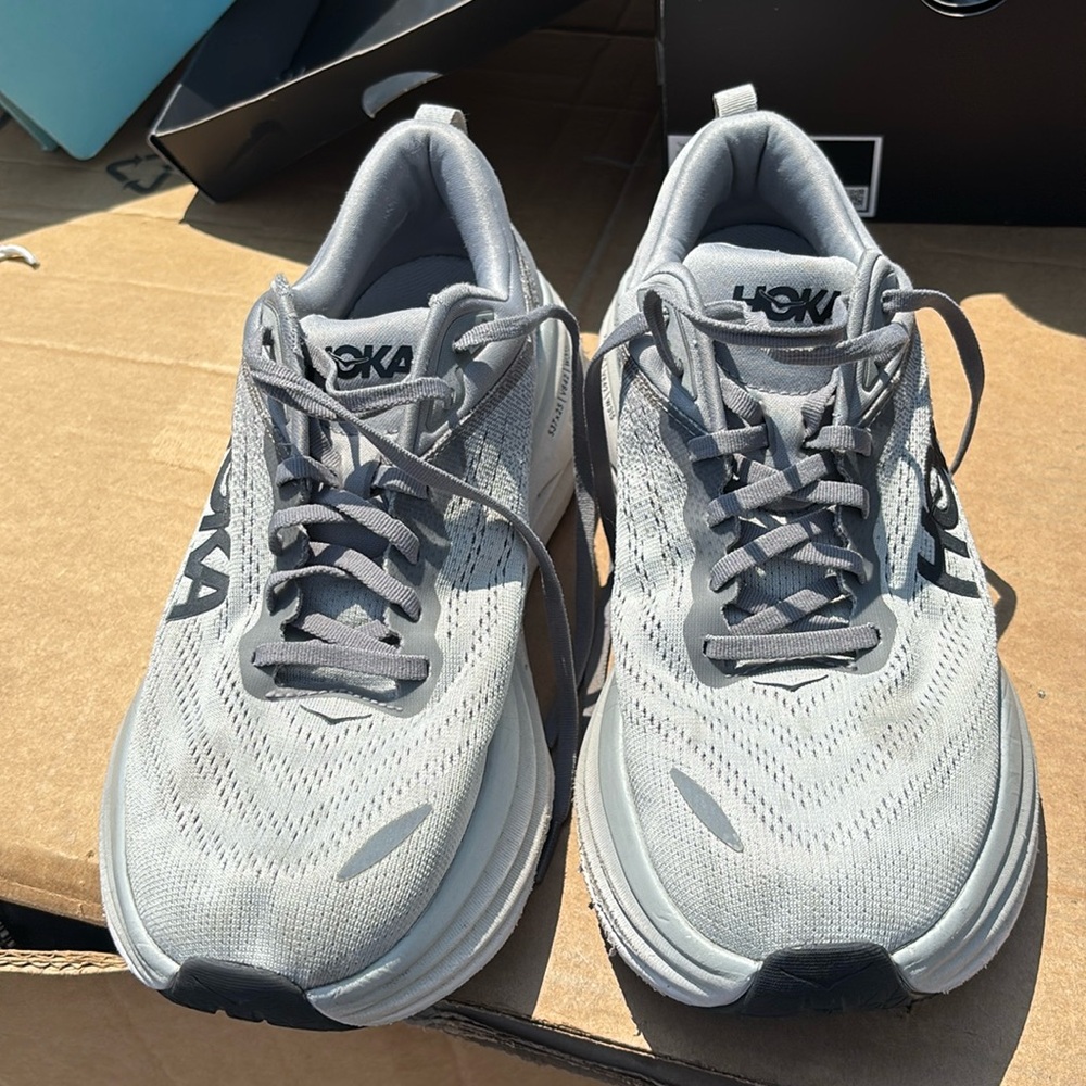 Preowned Hoka Men's Bondi 8 Running Sneaker Sharkskin Harbor Mist Size 9.5